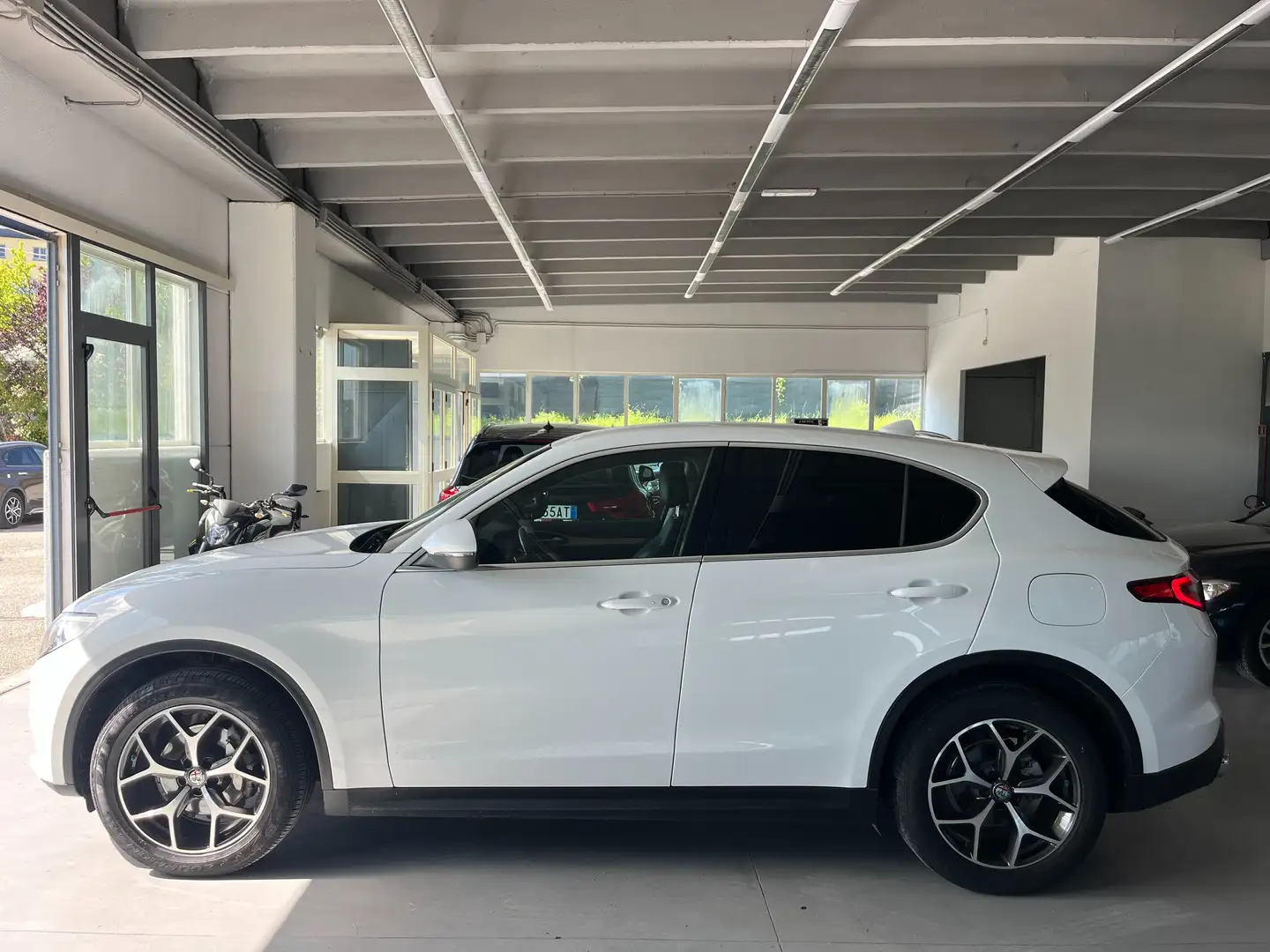 Alfa Romeo Stelvio Stelvio 2.2 t Super Q4 210cv auto Weiß - 2