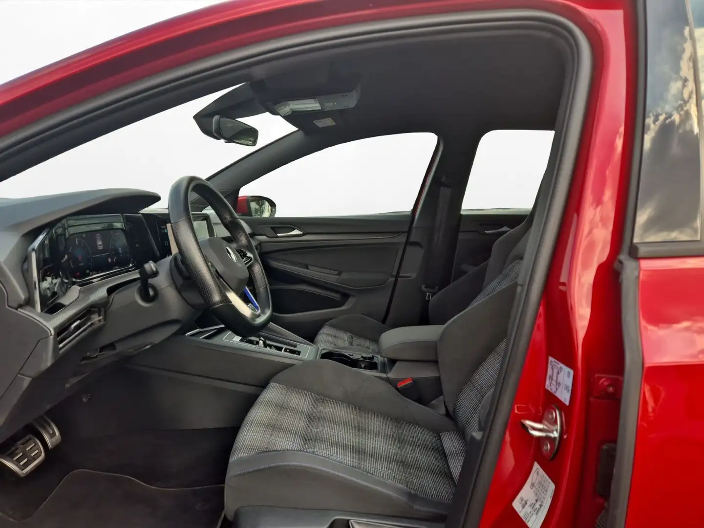 Volkswagen Golf GTE VIII  GTE Navi PDC LED SiHz Czerwony - 2