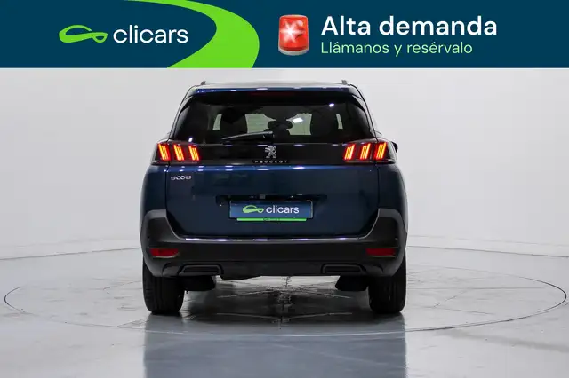 Peugeot 5008 view 4