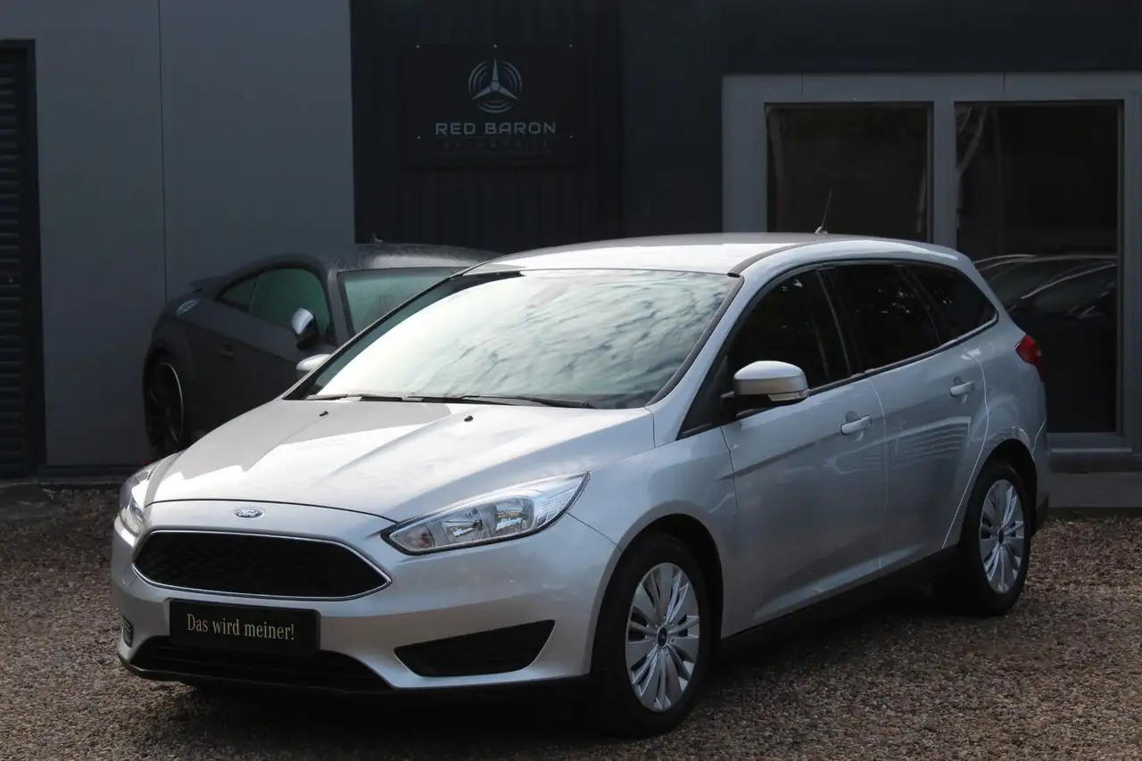2017 Ford Focus Turnier Trend KLIMA EURO-6 ECOBOOST, photograph 3