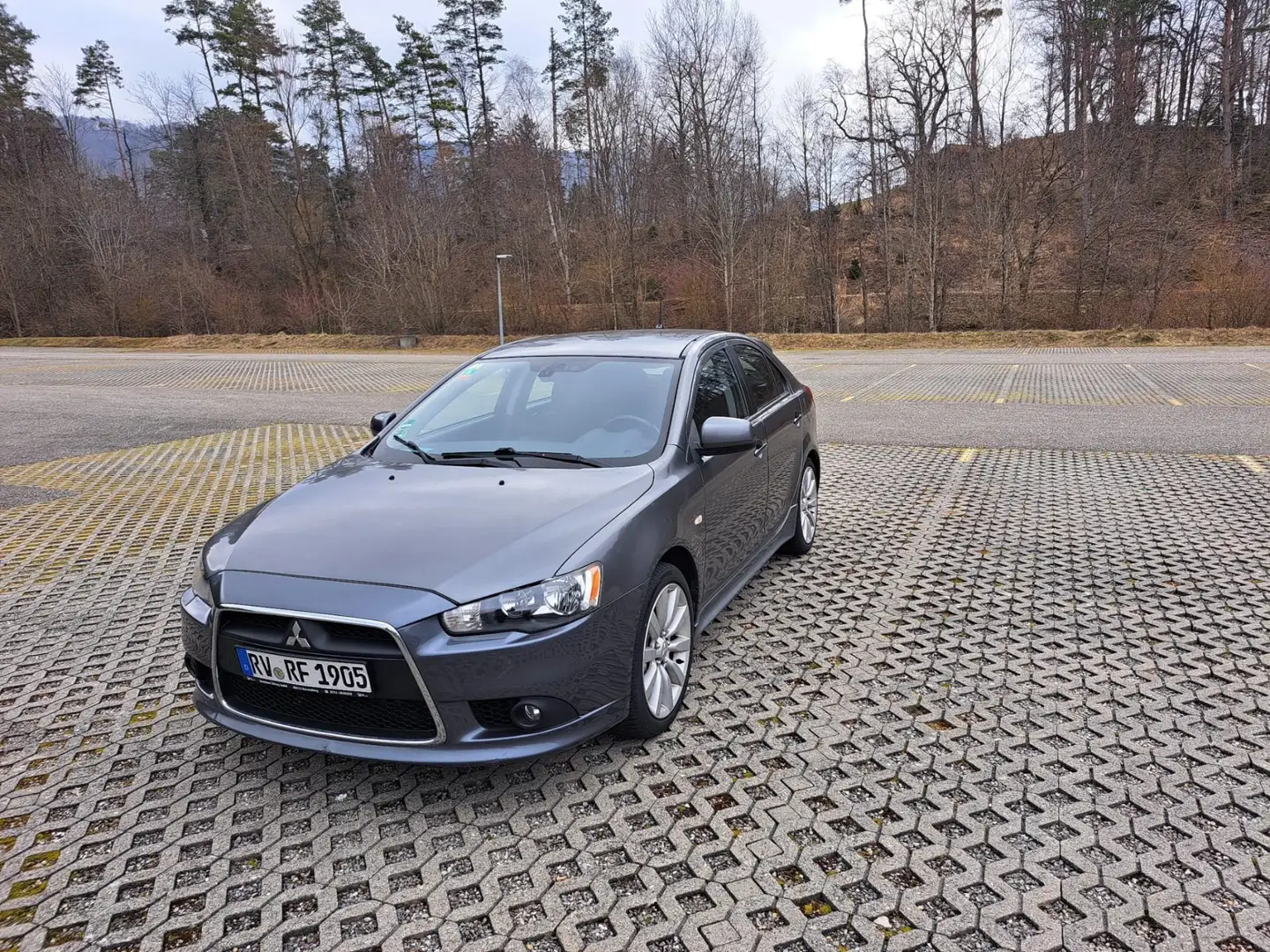 Mitsubishi Lancer Lancer - 1