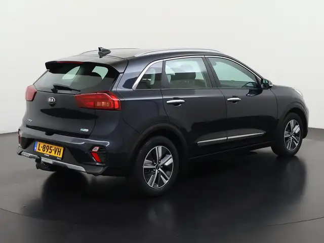 Kia Niro view 6
