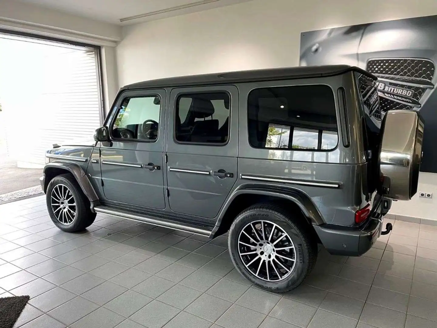 Mercedes-Benz G 400 d Noir - 2