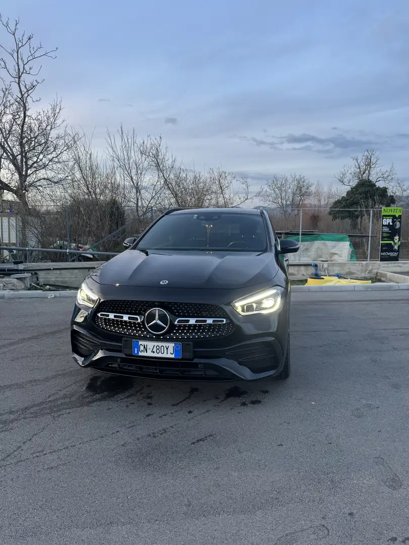 Mercedes-Benz GLA 220 d Premium auto - 2