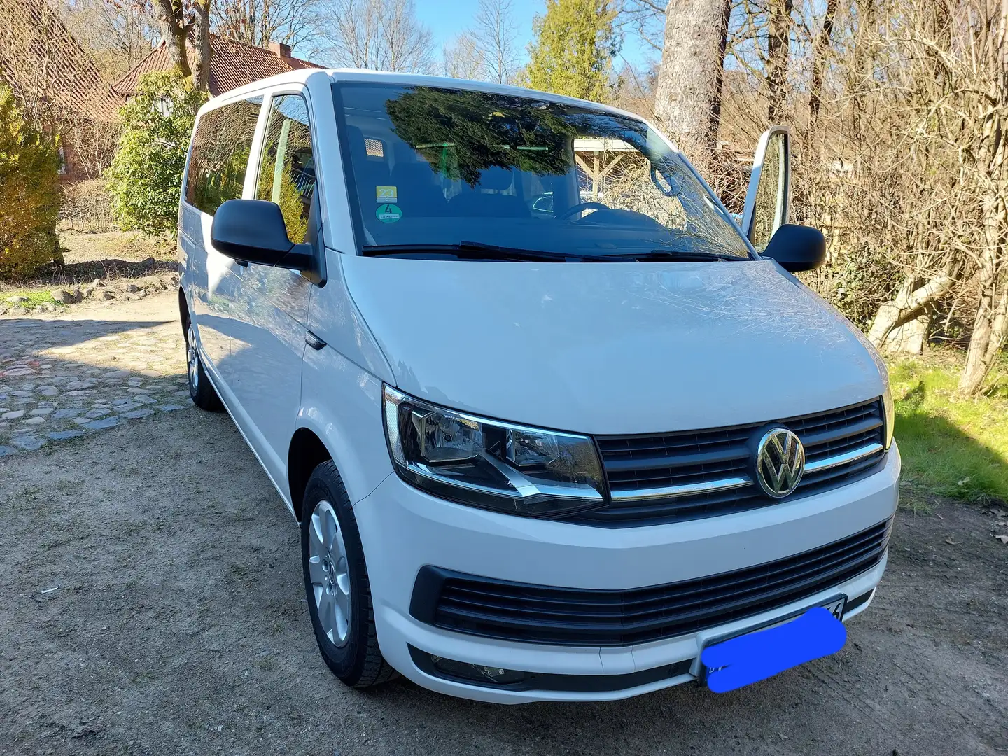 Volkswagen T6 Multivan Multivan Kurz Trendline Bílá - 1