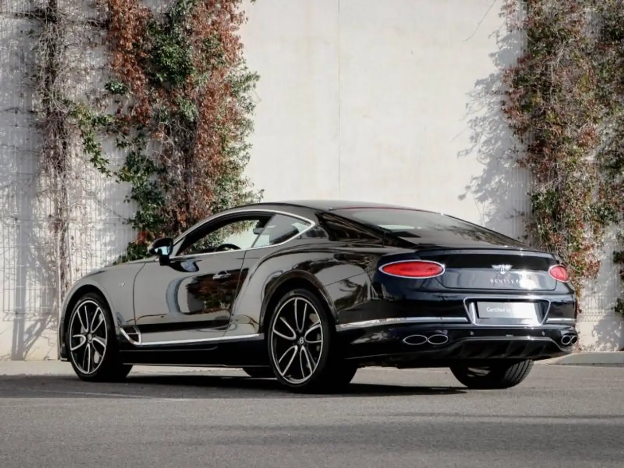 Bentley Continental GT 2022 — фото 9