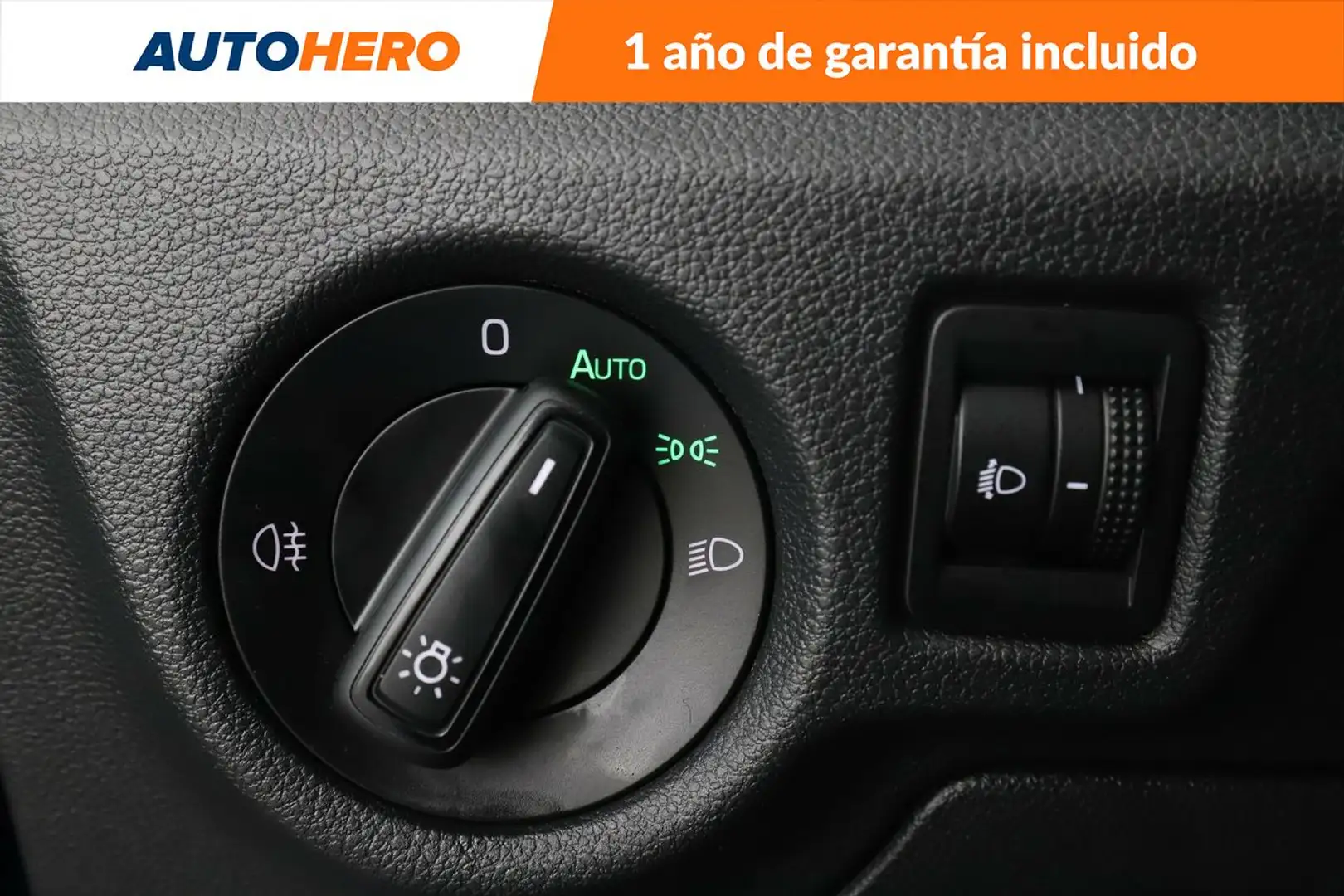Skoda Kamiq 1.0 TSI Ambition 81kW Azul - 2