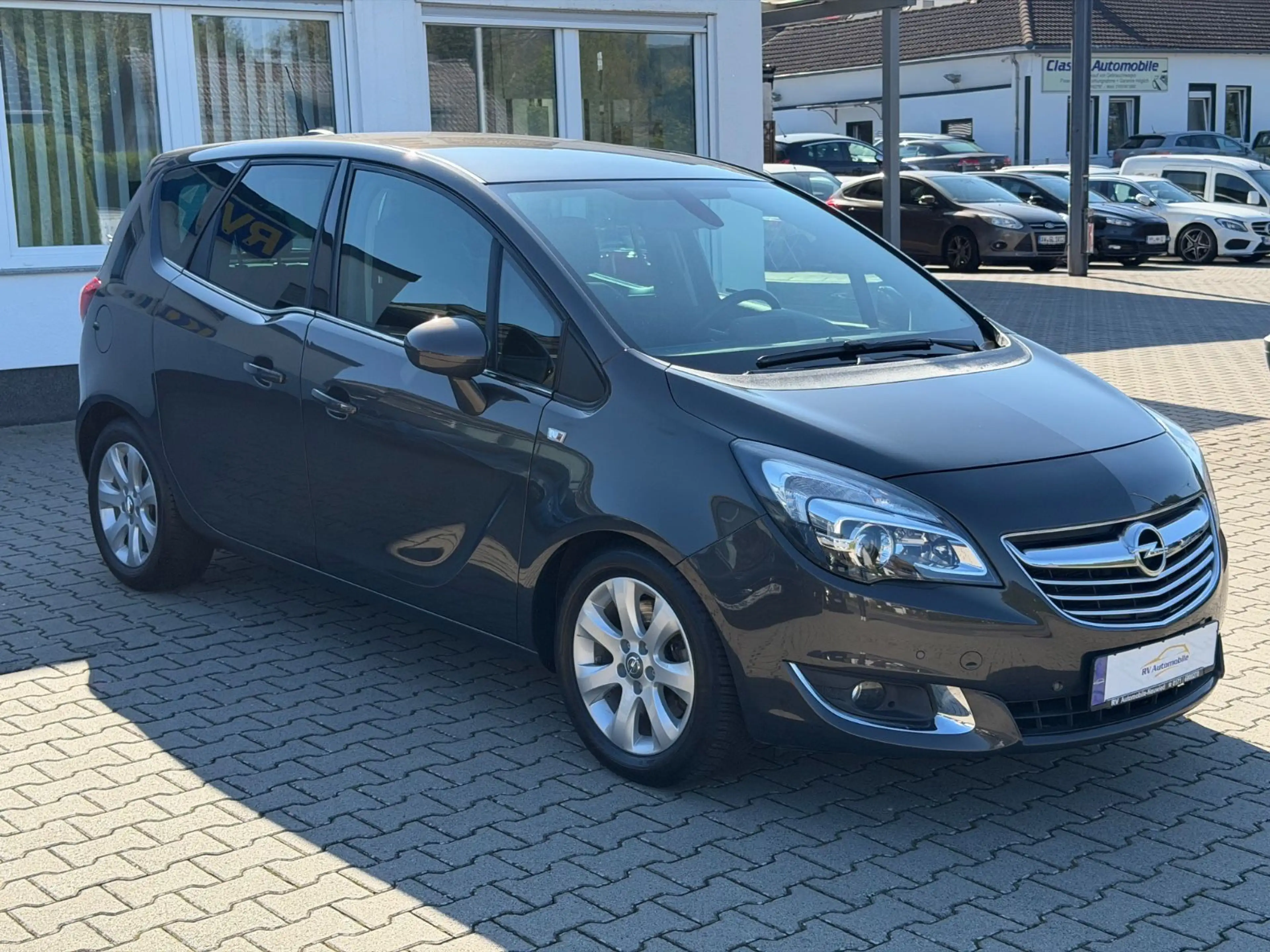 Opel Meriva B Innovation — photo 9
