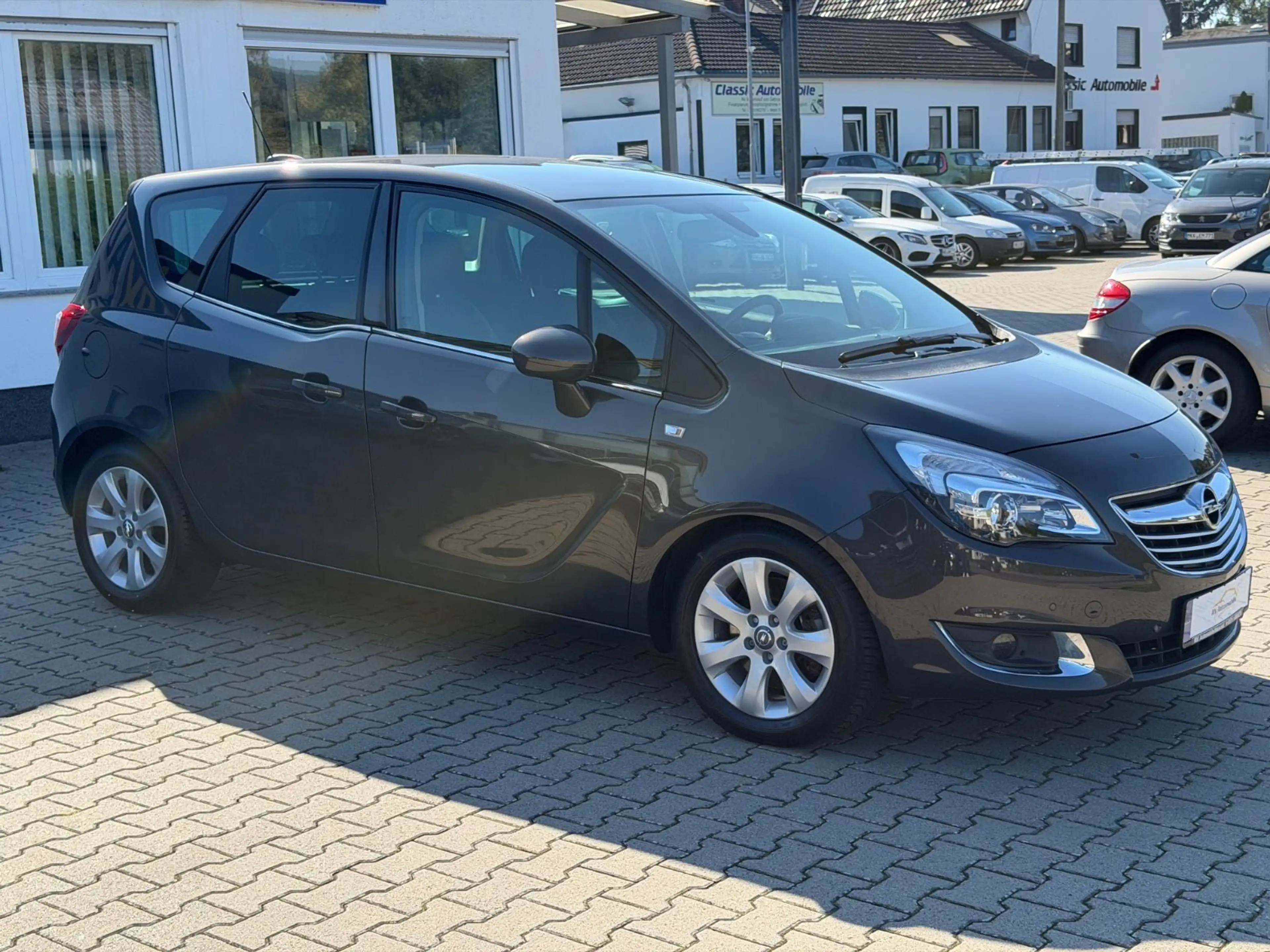 Opel Meriva B Innovation — photo 11