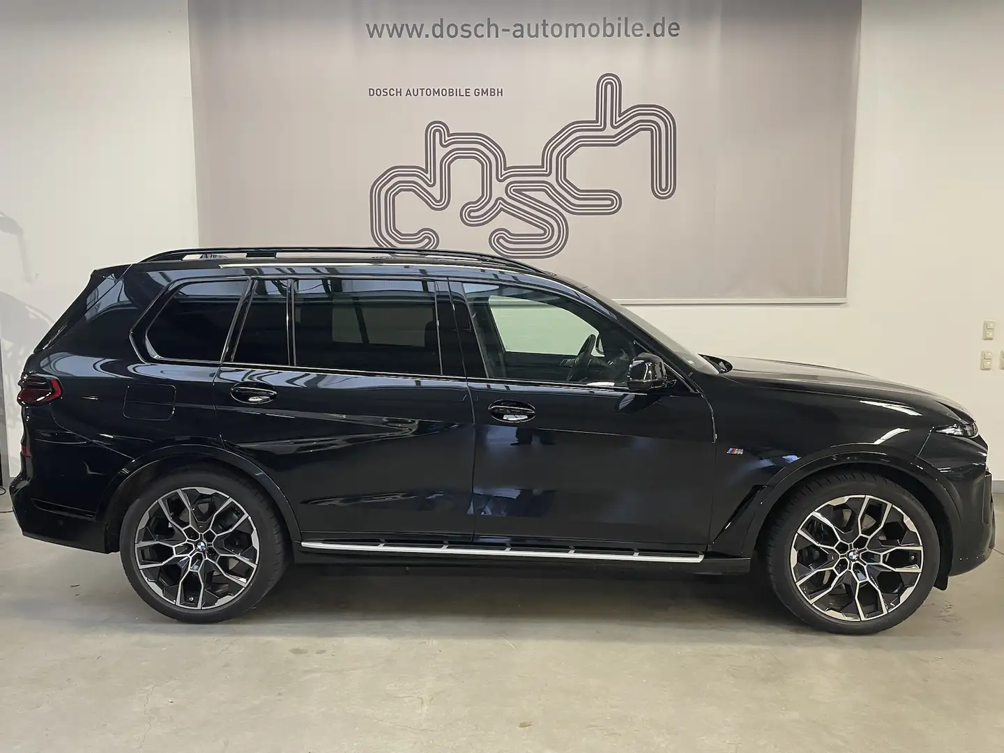 BMW X7 xDr. 40 d M Sport Pro/PANO/22´ ALU/Sky/Iconic Schwarz - 2