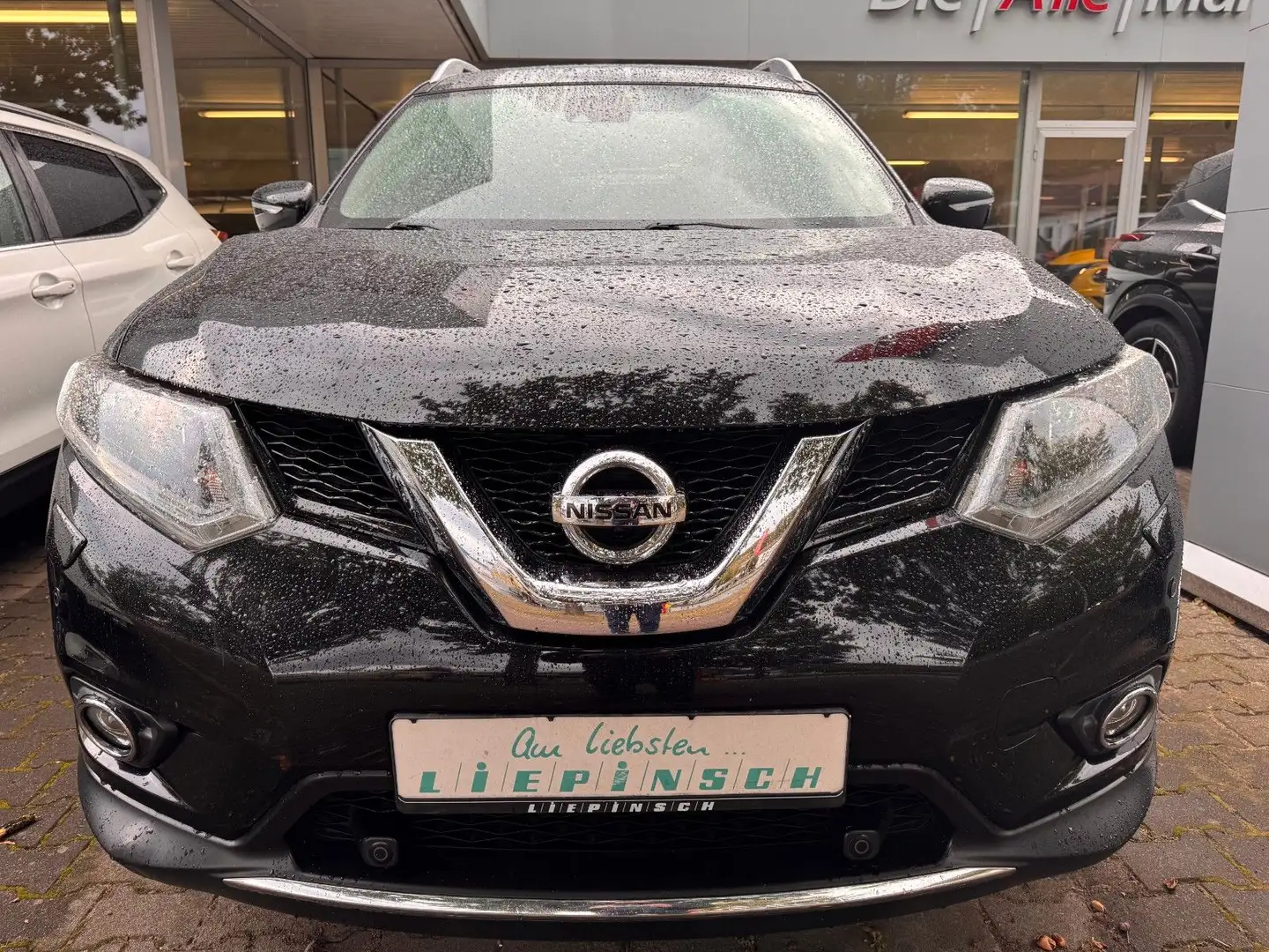 Nissan X-Trail 1,6 dci N-Connecta Schwarz - 2