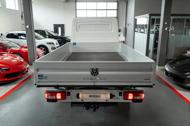 Volkswagen Crafter view 9