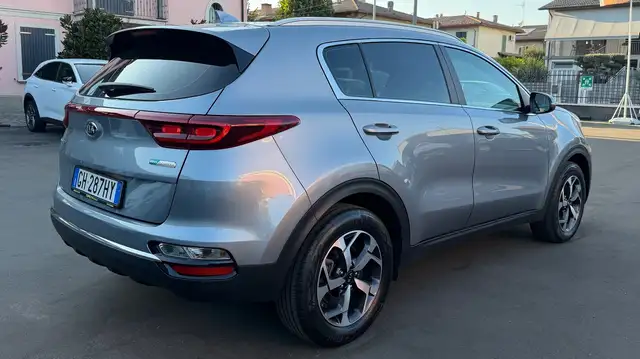 Kia Sportage view 8