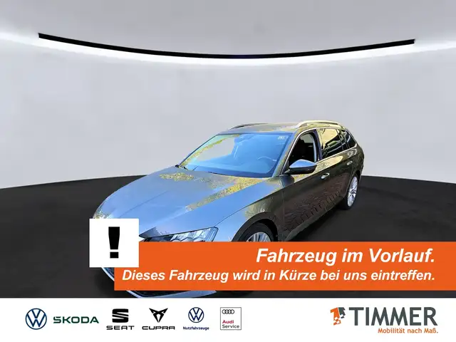Skoda Superb Combi 2.0 TDI DSG STYLE +AHK +LED +RKAM +ACC +STH