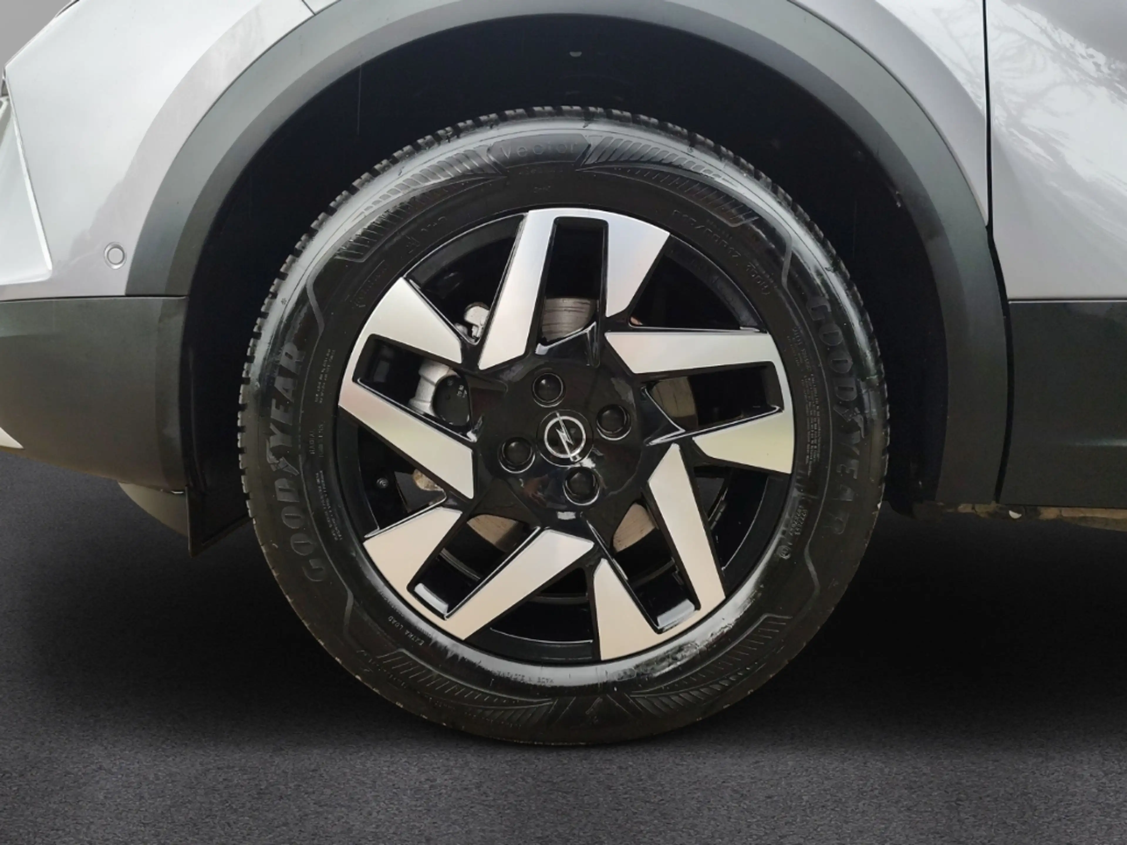 Opel Mokka-E e Elegance 136 PS PDC Rückfahrkam. LED Klima Notbr — photo 9