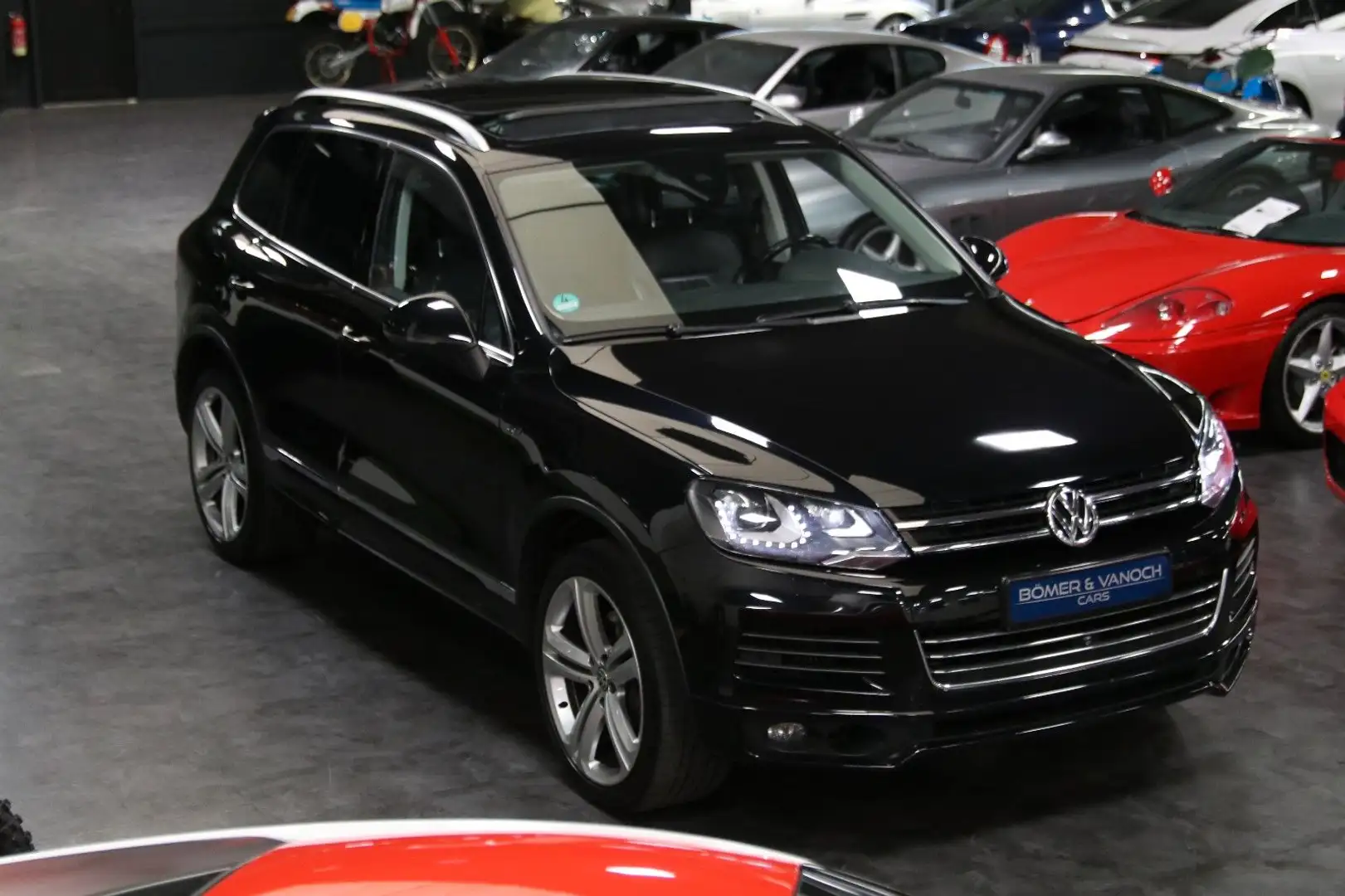 Volkswagen Touareg V8 TDI 3x R line DynAudio AHK StDH 21 Schwarz - 2