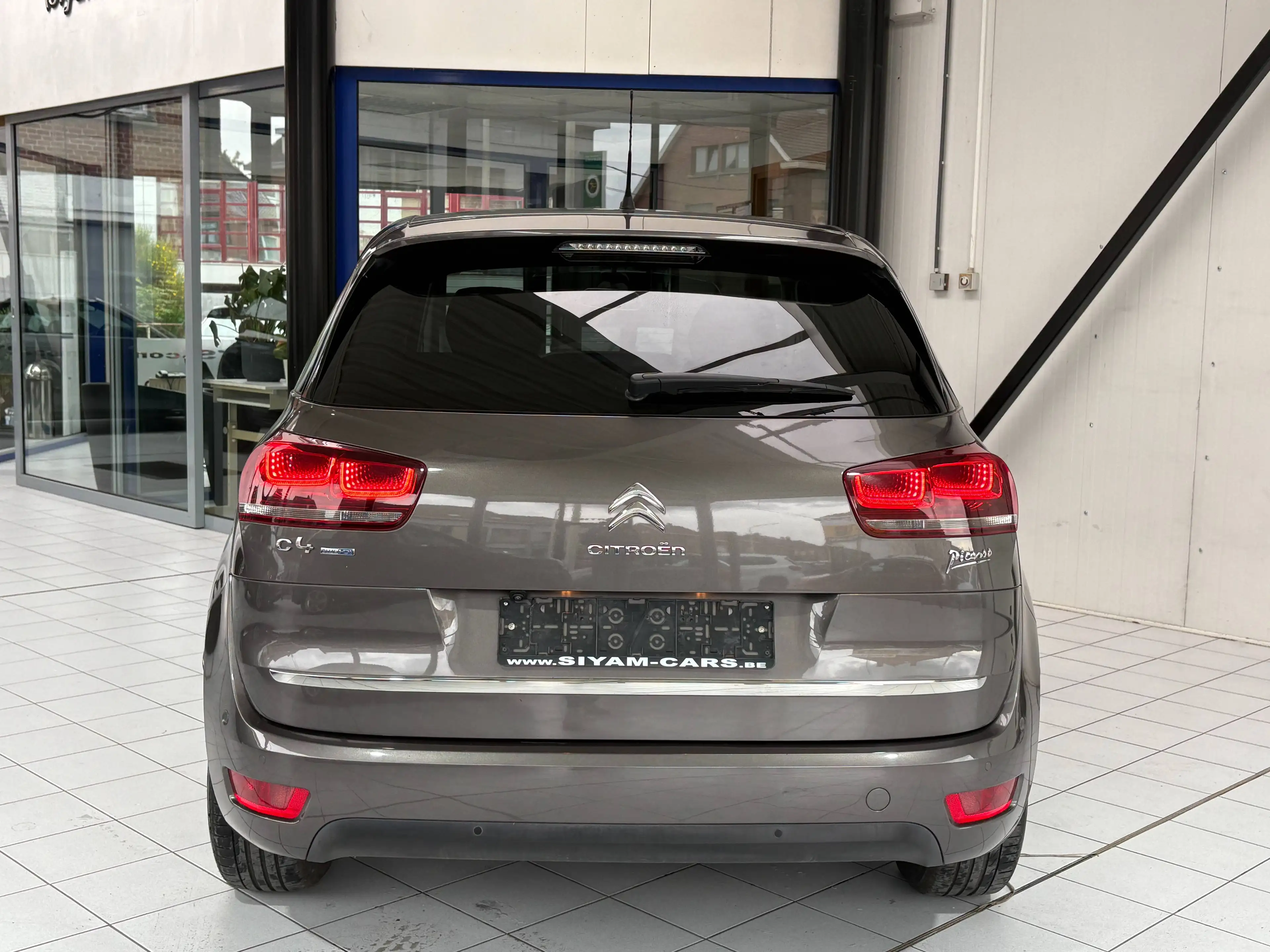 Citroen C4 Picasso C4 Picasso 1.6 HDi *EXCLUSIVE * CUIR * GPS * CAMERA * PDC * JANTES * 1ER PROP * CARNET* — photo 4
