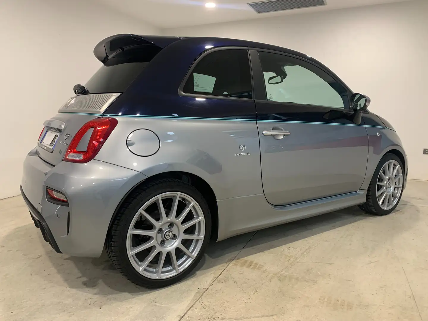 Abarth 695 695 1.4 16v Rivale 180cv NUMERATA!! Синій - 2