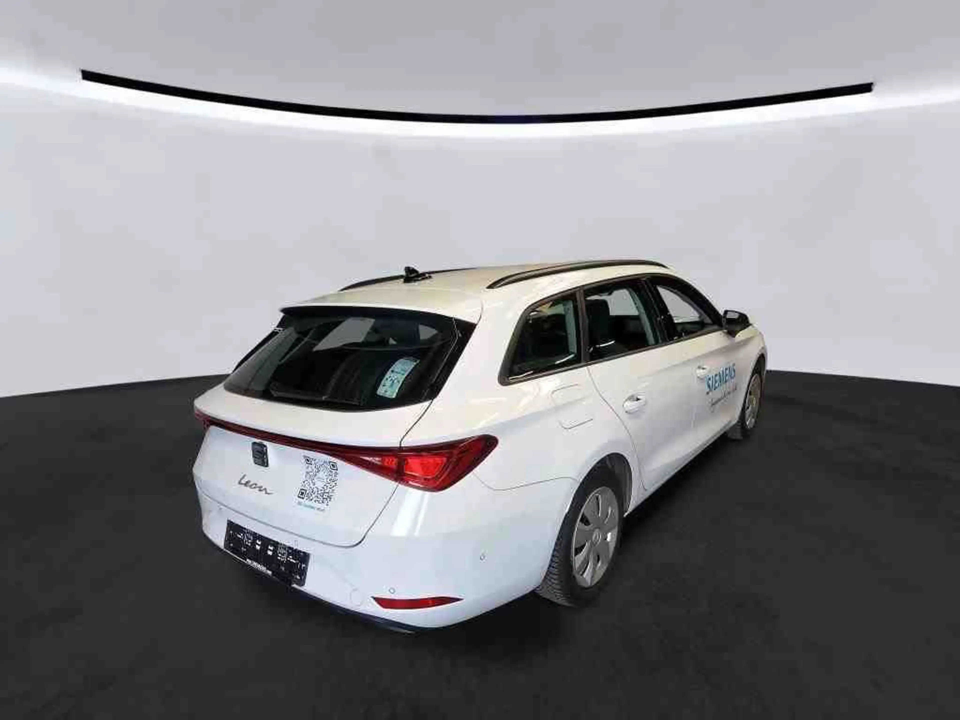 SEAT Leon Sportstourer 2.0 TDI Style LED/ACC/Kam/SHZ — photo 3