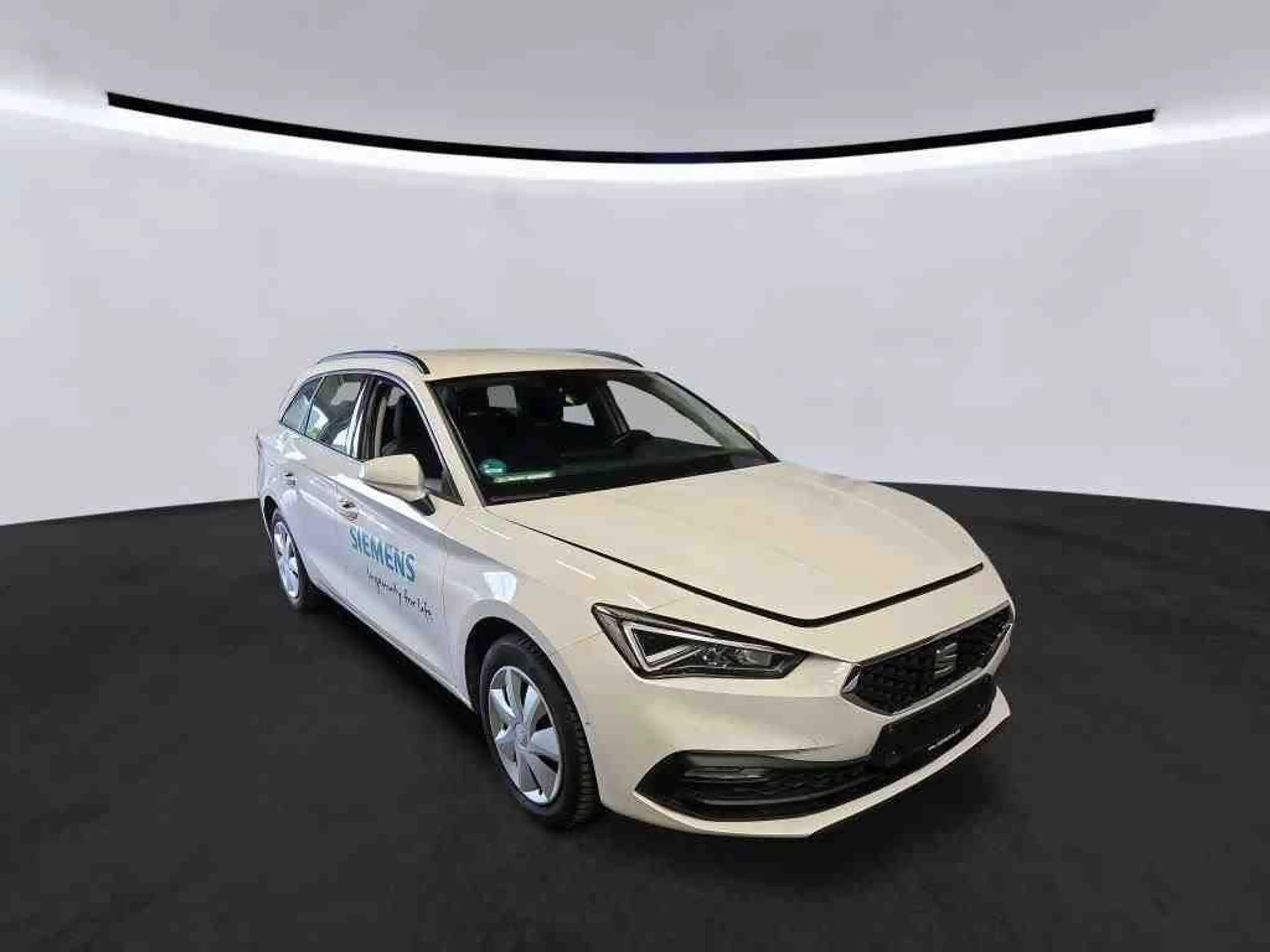 SEAT Leon Sportstourer 2.0 TDI Style LED/ACC/Kam/SHZ — photo 2