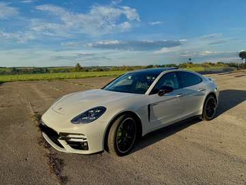 Panamera Hybrid Turbo S E-Hybrid Executive