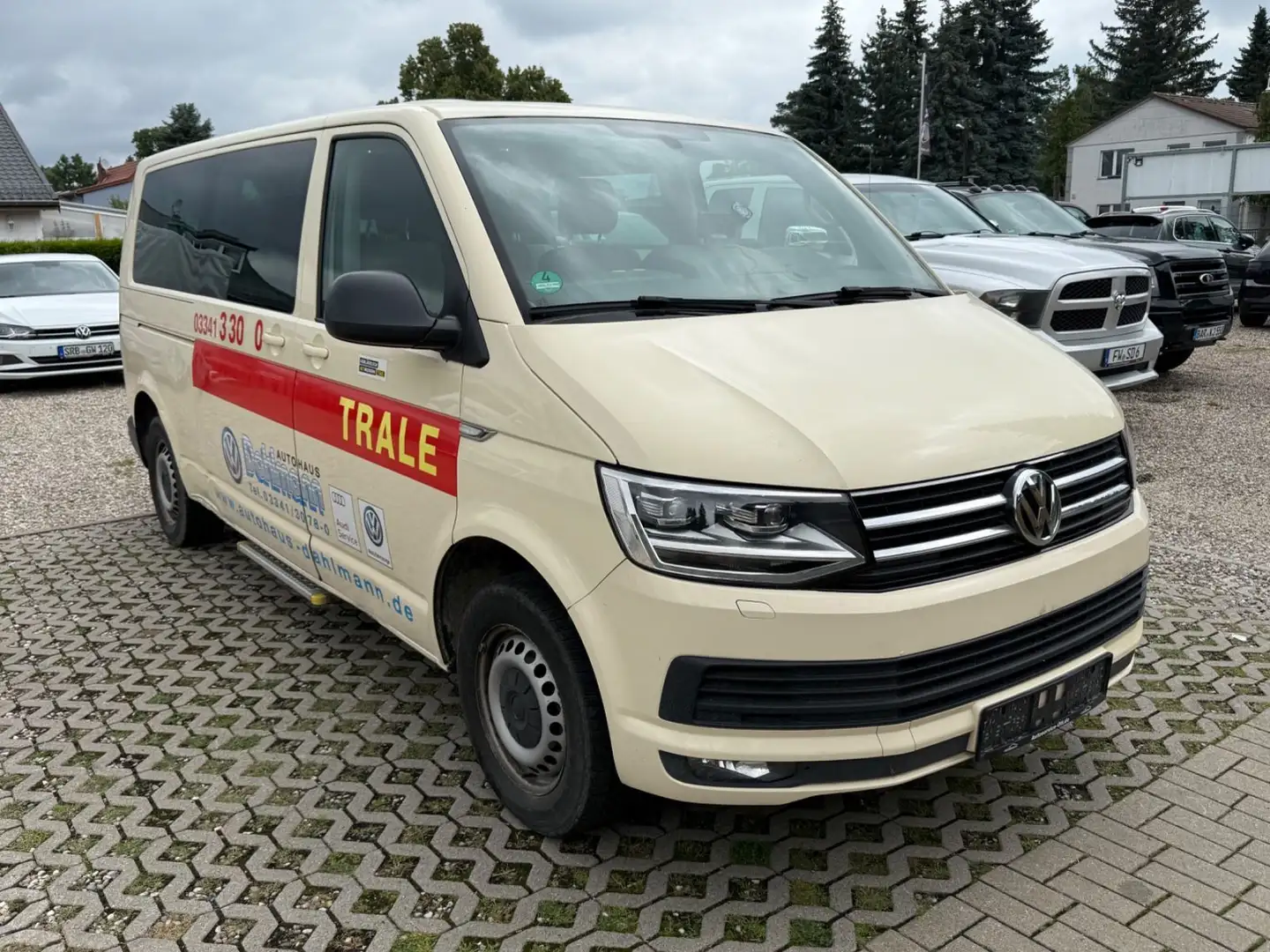 Volkswagen T6 Transporter T6 Caravelle Comfortl. lang, Autom. LED, 9 Sitze - 2
