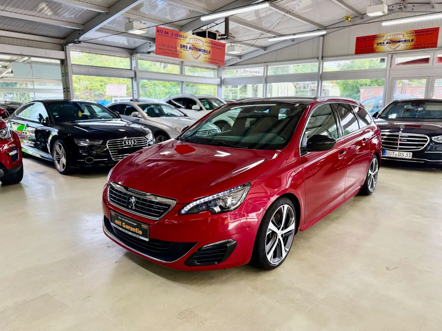 Peugeot 308 2.0HDI GT Line Pano Automatik Rood - 1