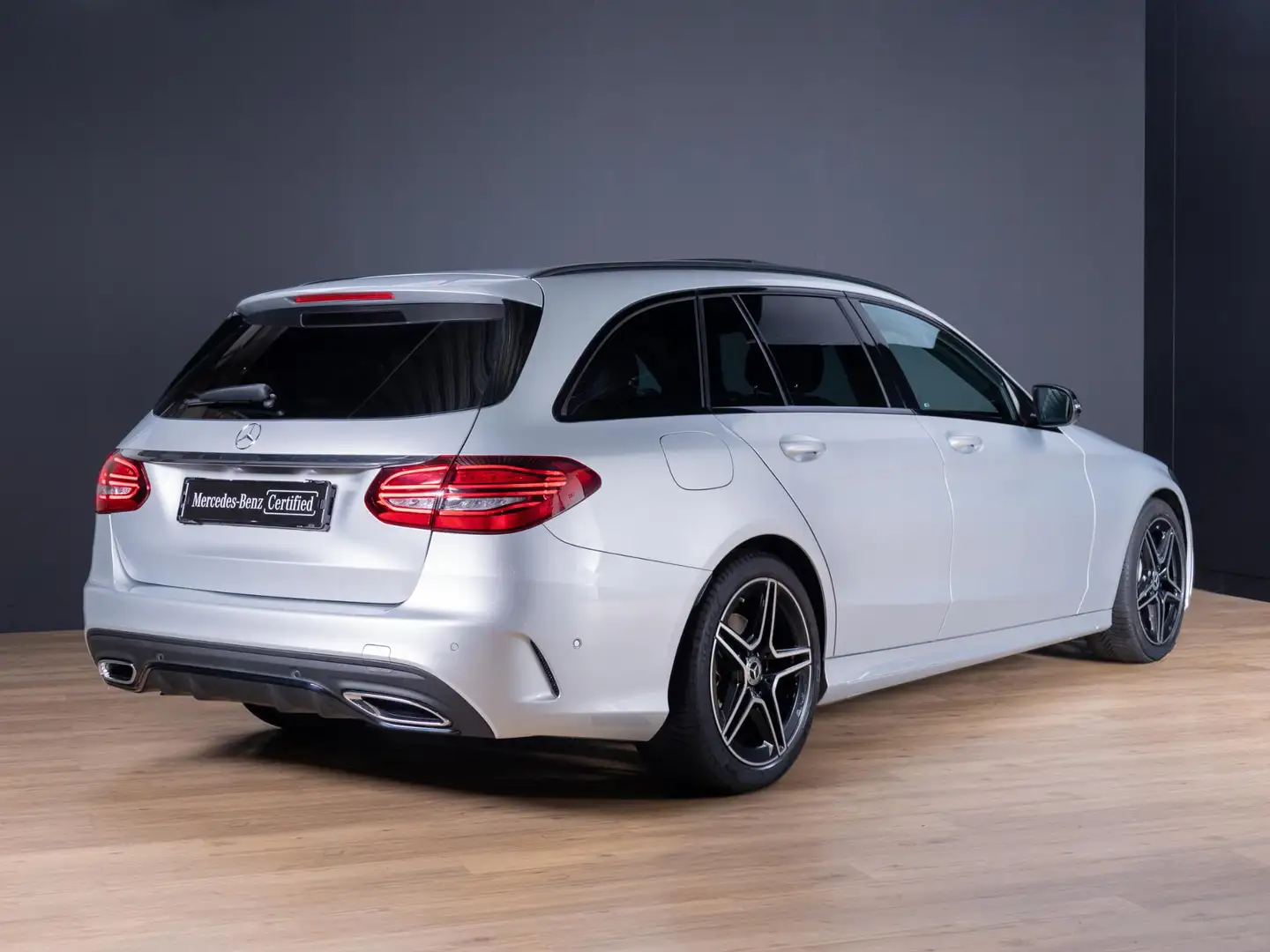 Mercedes-Benz C 180 Estate Business Solution AMG Panorama dak Gris - 2