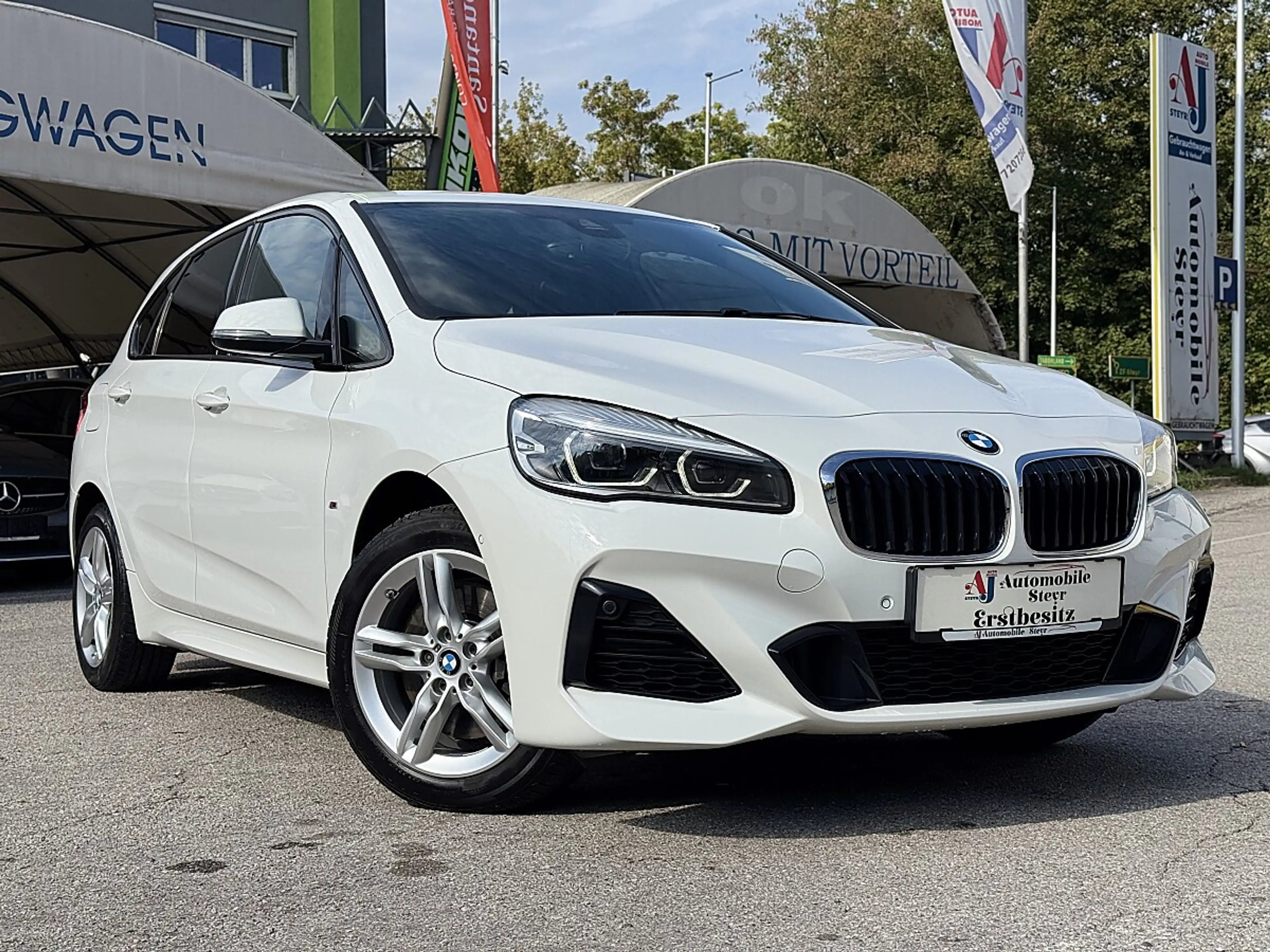 BMW 225 xe M Sport Aut.+Navi+Rückfahrkamera+LED