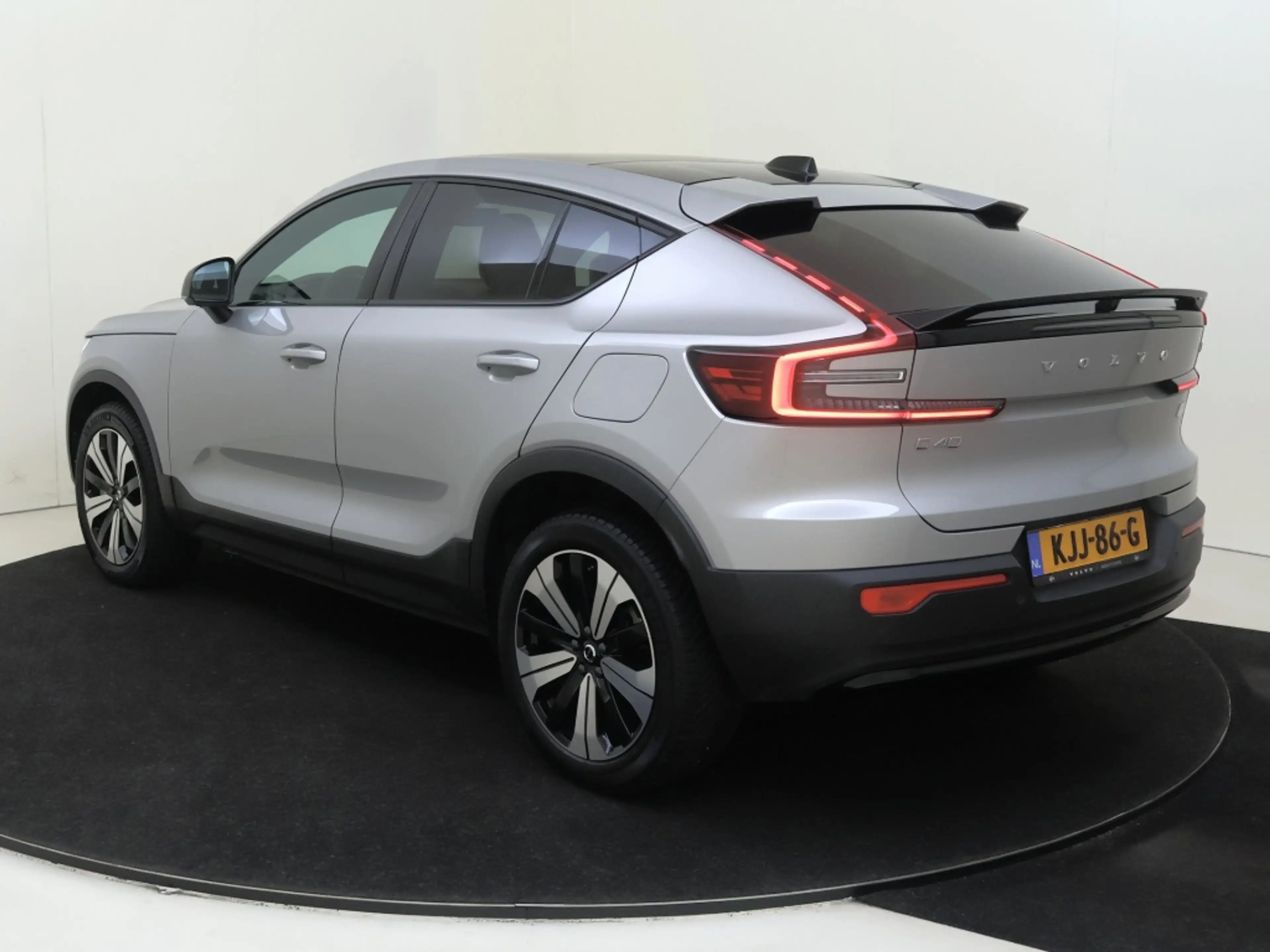 Volvo C40 Recharge Plus 69 kWh | Panoramadak | Achteruitrijc — photo 5