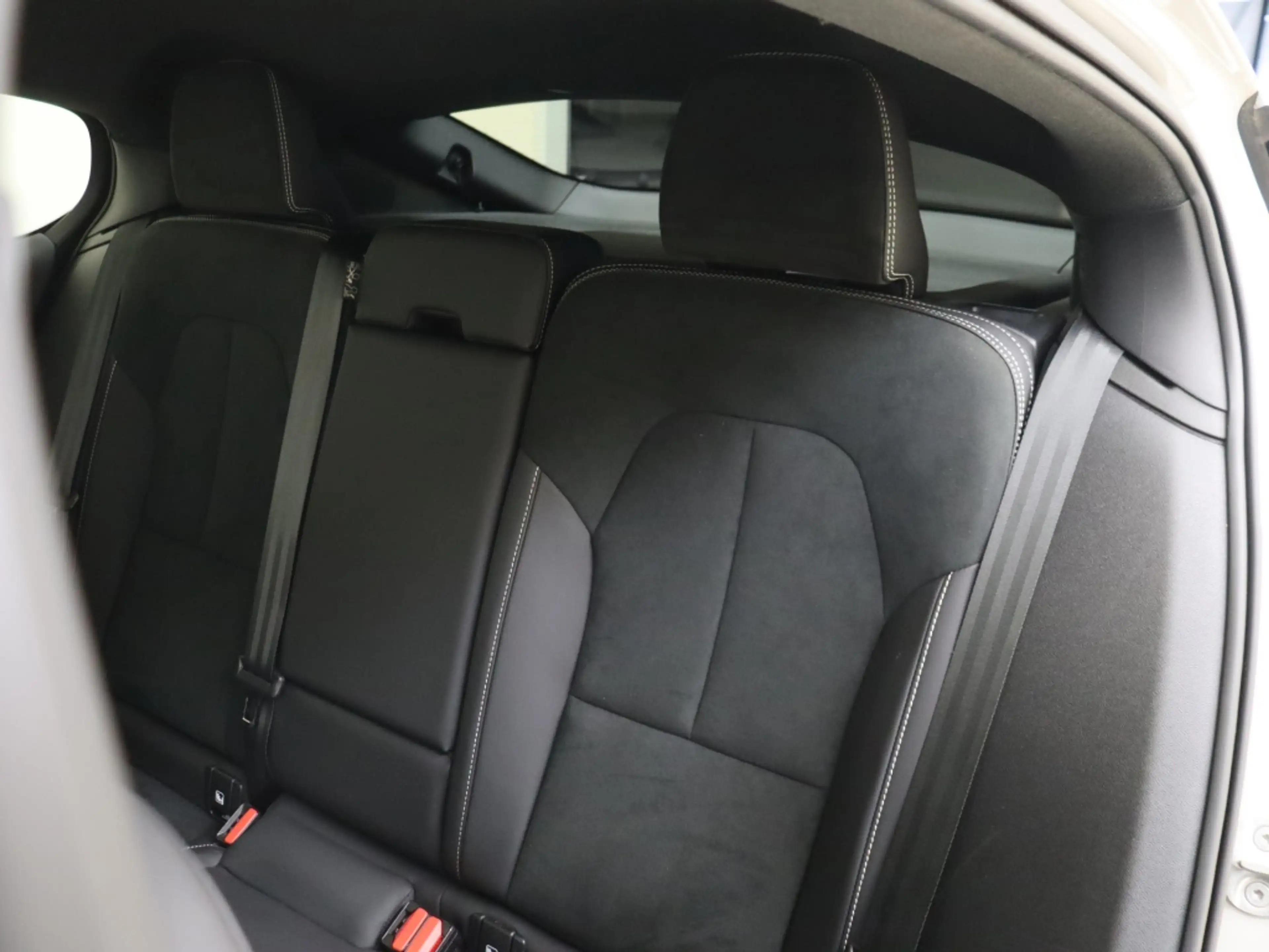 Volvo C40 Recharge Plus 69 kWh | Panoramadak | Achteruitrijc — photo 8