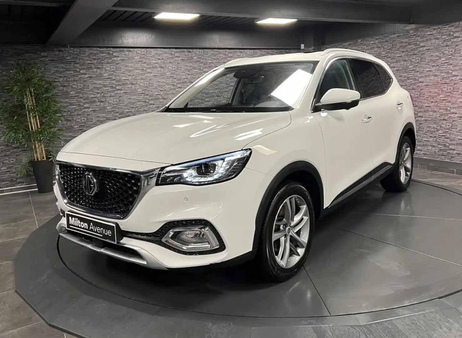 MG EHS 1.5T GDi Phev - 258  Luxury Blanc - 1