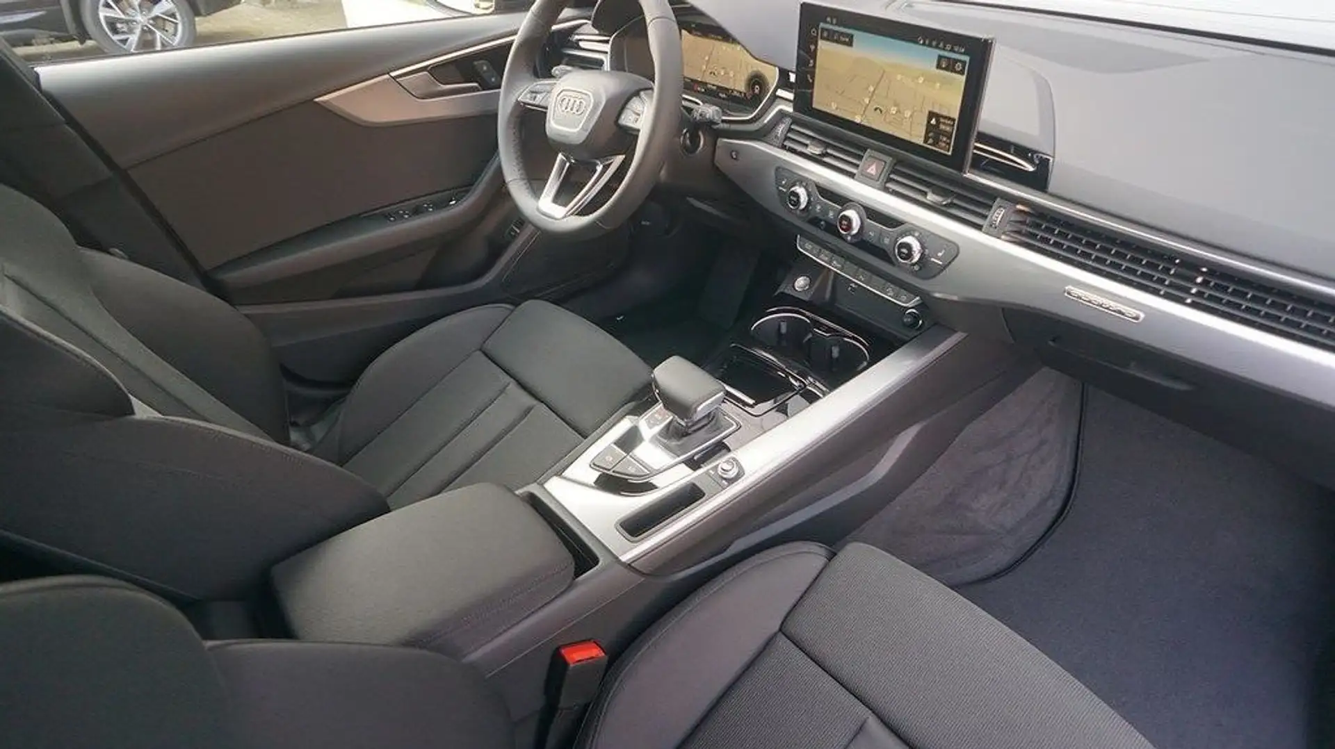 Audi A4 allroad 40 TDI 204 CV S tronic Gris - 2