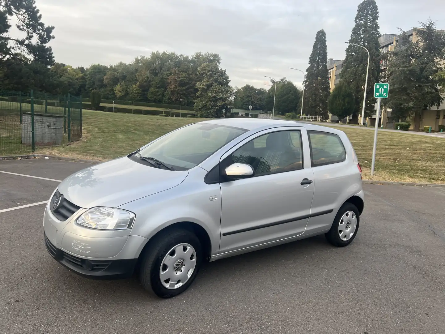 Volkswagen Fox 1.2 essence 2007 Szary - 1