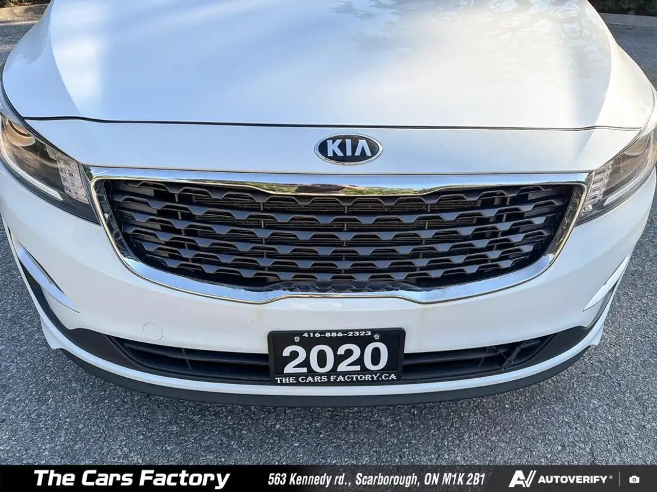 Kia Sedona снимка Kia Sedona