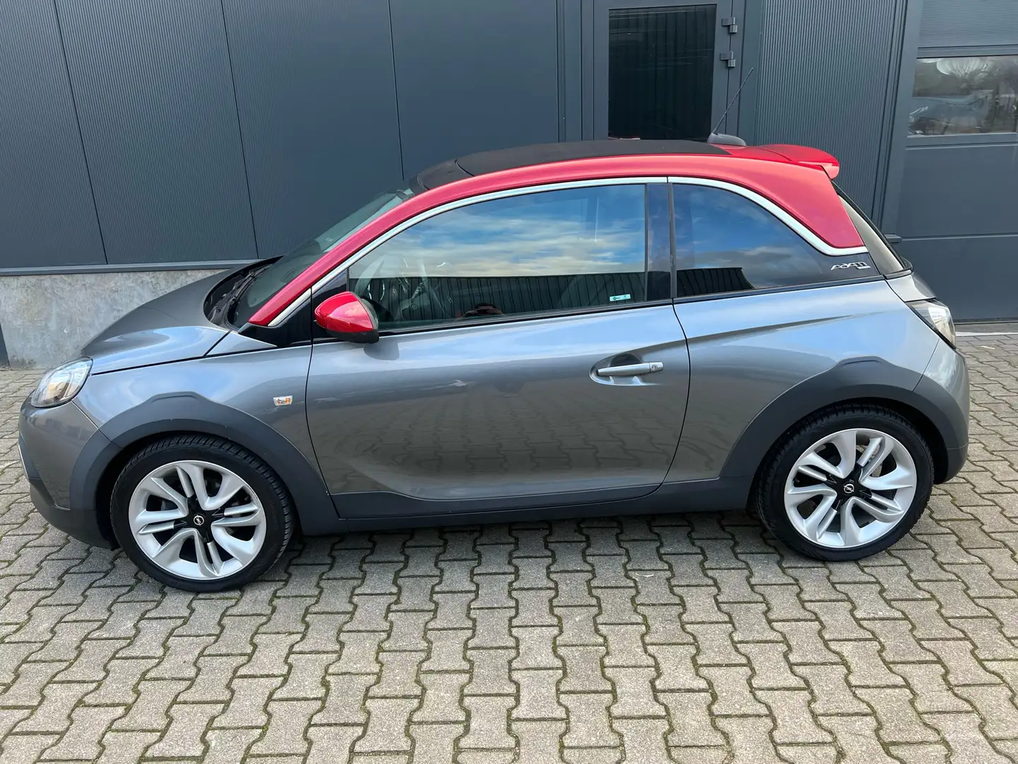 Opel Adam 1.4 Rocks Grijs - 2