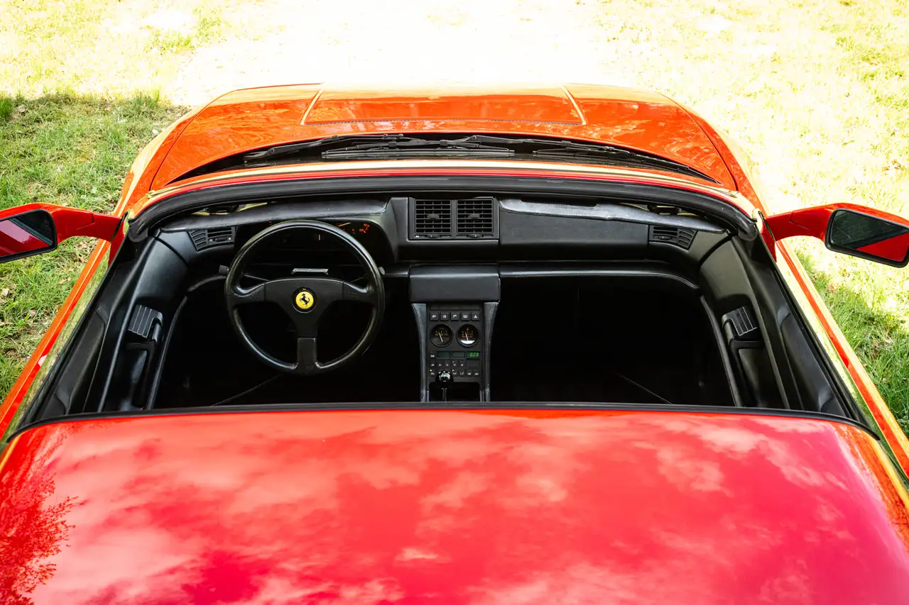 Ferrari 348 TS 3.4 V8 32V (300PK) Lage KM - EU geleverd, foto 10