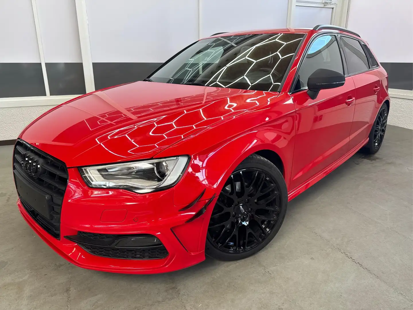 Audi A3 1.4 TFSI DSG ULTRA Sportback S-LINE ACC XENON S... Rot - 1