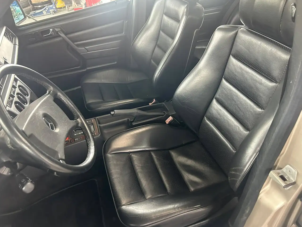 Mercedes-Benz 190 E 2.5-16, foto 11