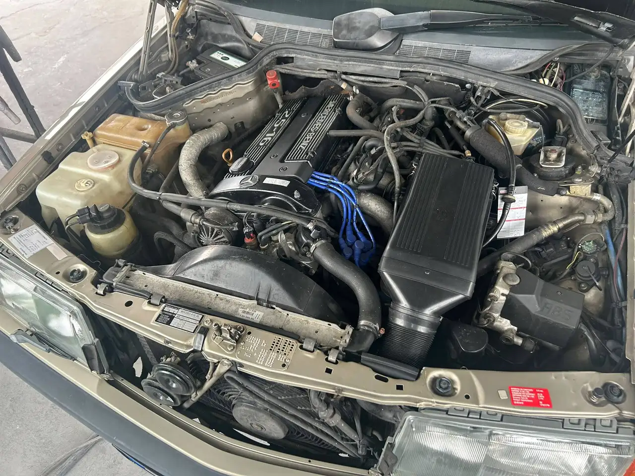 Mercedes-Benz 190 E 2.5-16, foto 9