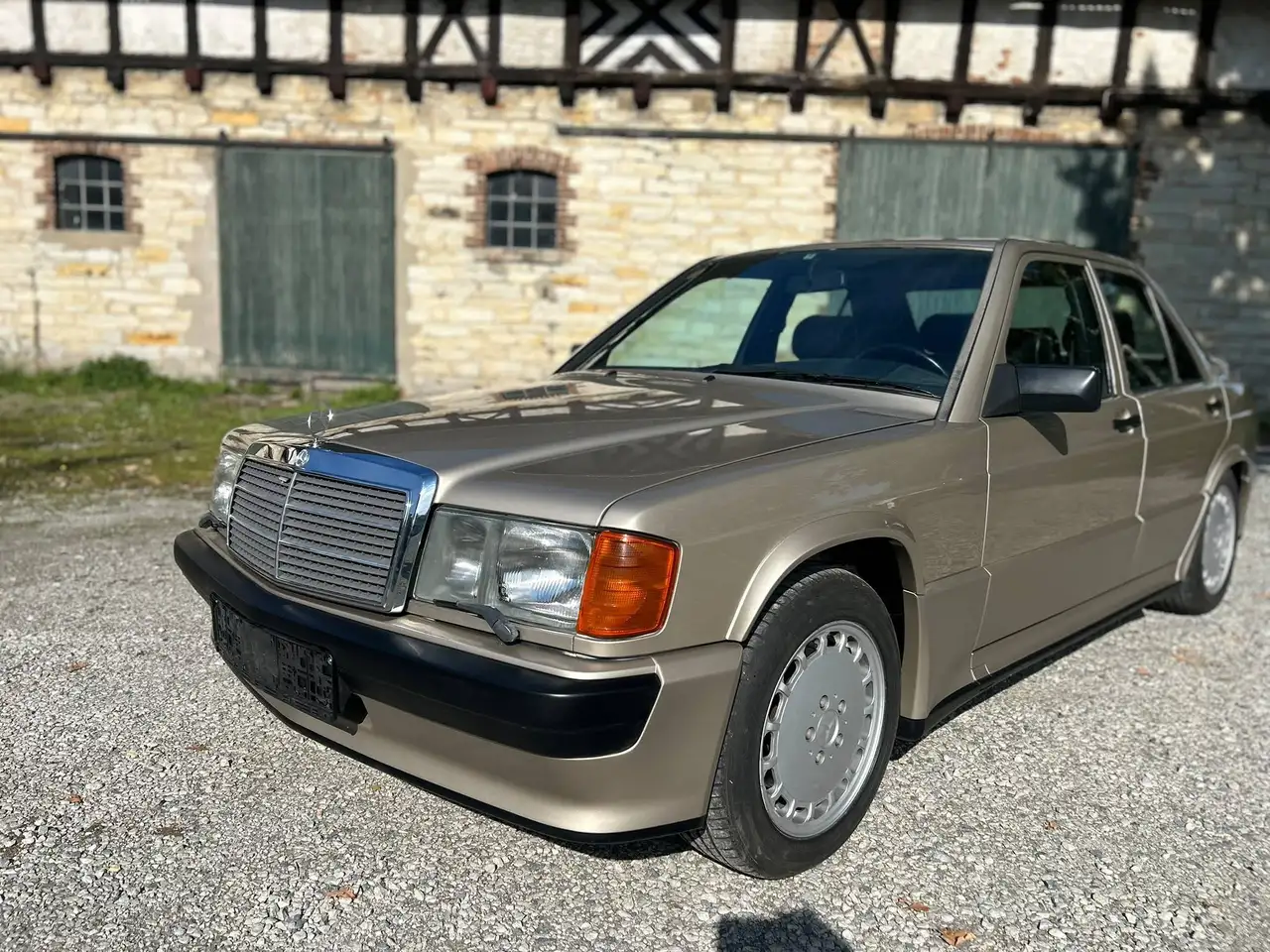 Mercedes-Benz 190 E 2.5-16, foto 1