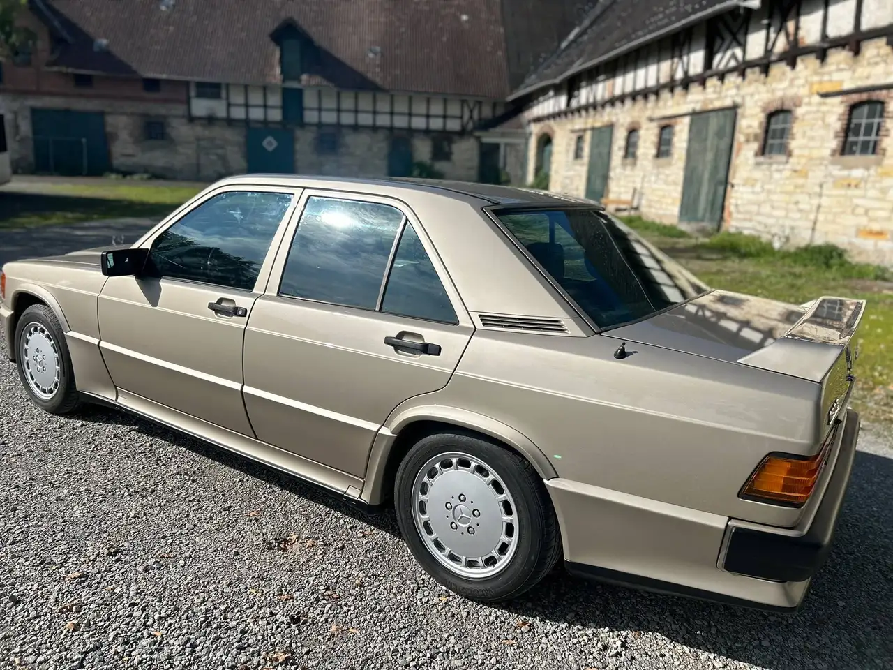 Mercedes-Benz 190 E 2.5-16, foto 3