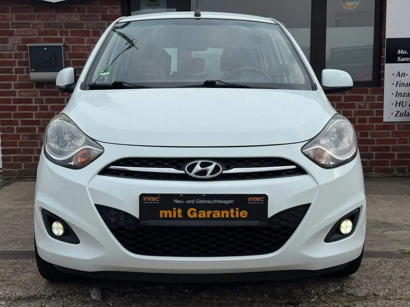 Hyundai i10 Easy Entry*GARANTIE*HU NEU*WENIG KM*KLIMA* Bílá - 2