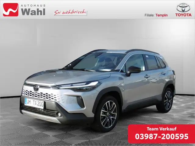 Toyota Corolla Cross 2.0 Hybrid TeamPlayer