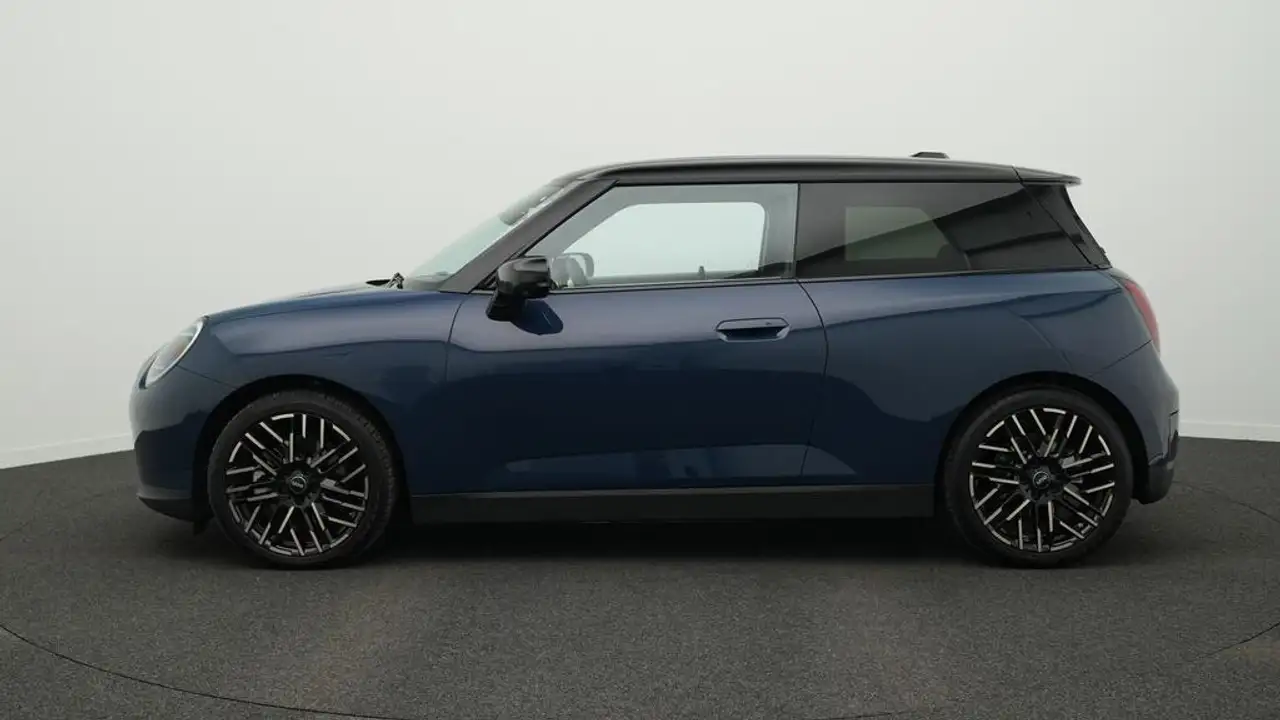 MINI Cooper Favoured Trim, миниатюра 3