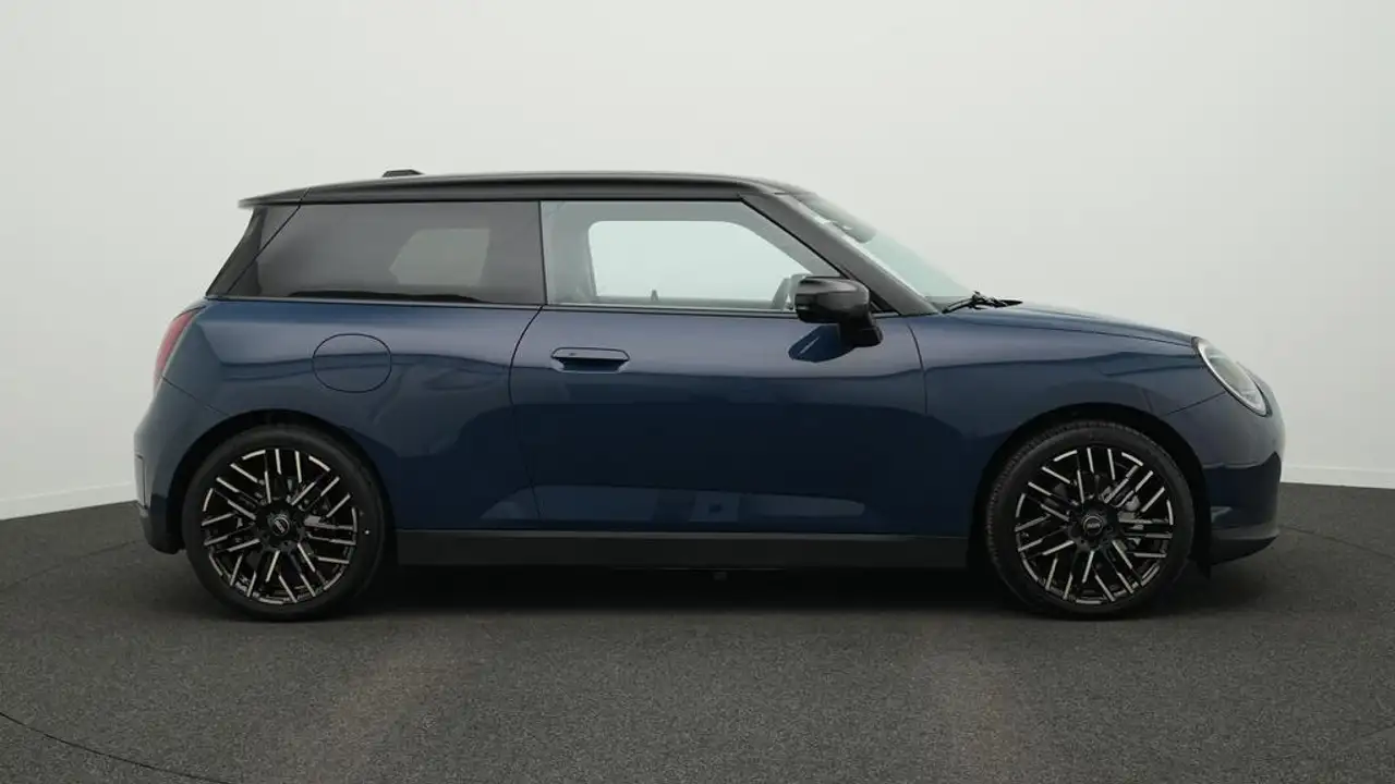 MINI Cooper Favoured Trim, миниатюра 2