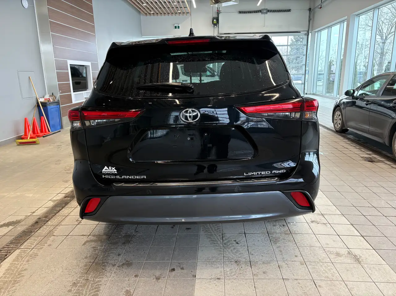 Toyota Highlander снимка Toyota Highlander