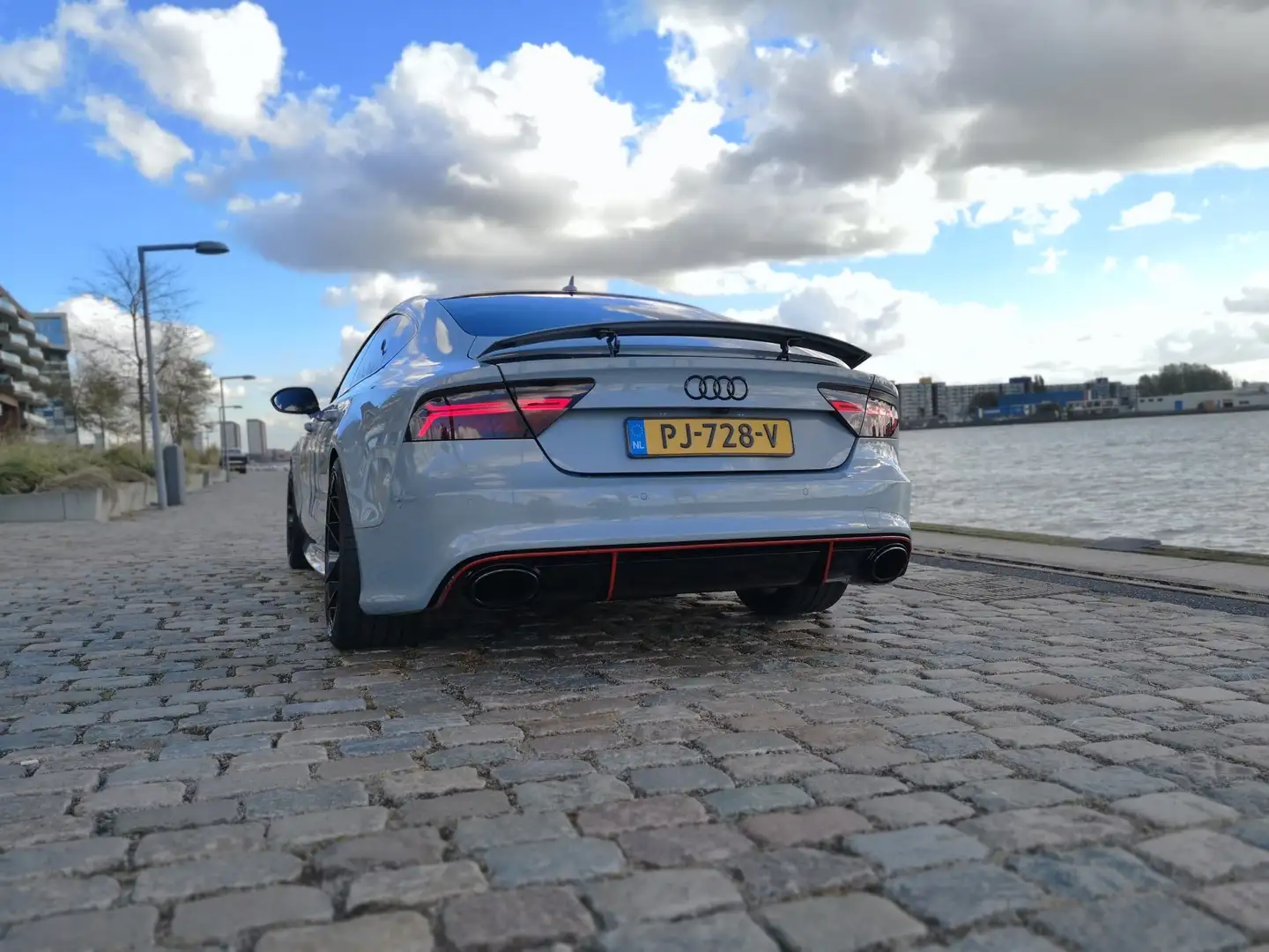 Audi S7 Quattro/Carbon/HUD/Milltek/Limited Edition Сірий - 2
