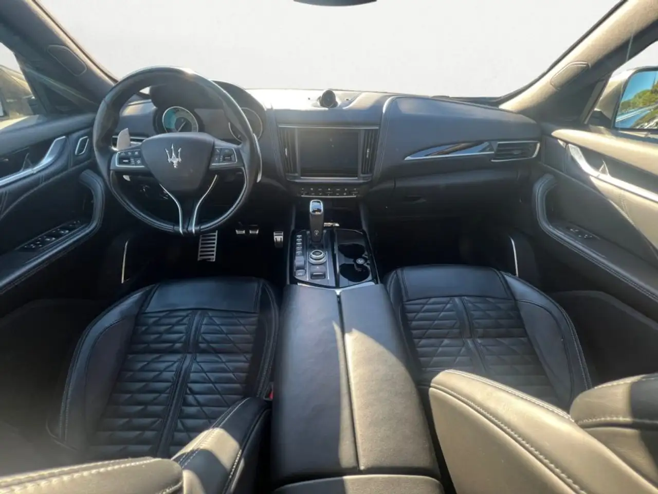 Maserati Levante 2021 — фото 10