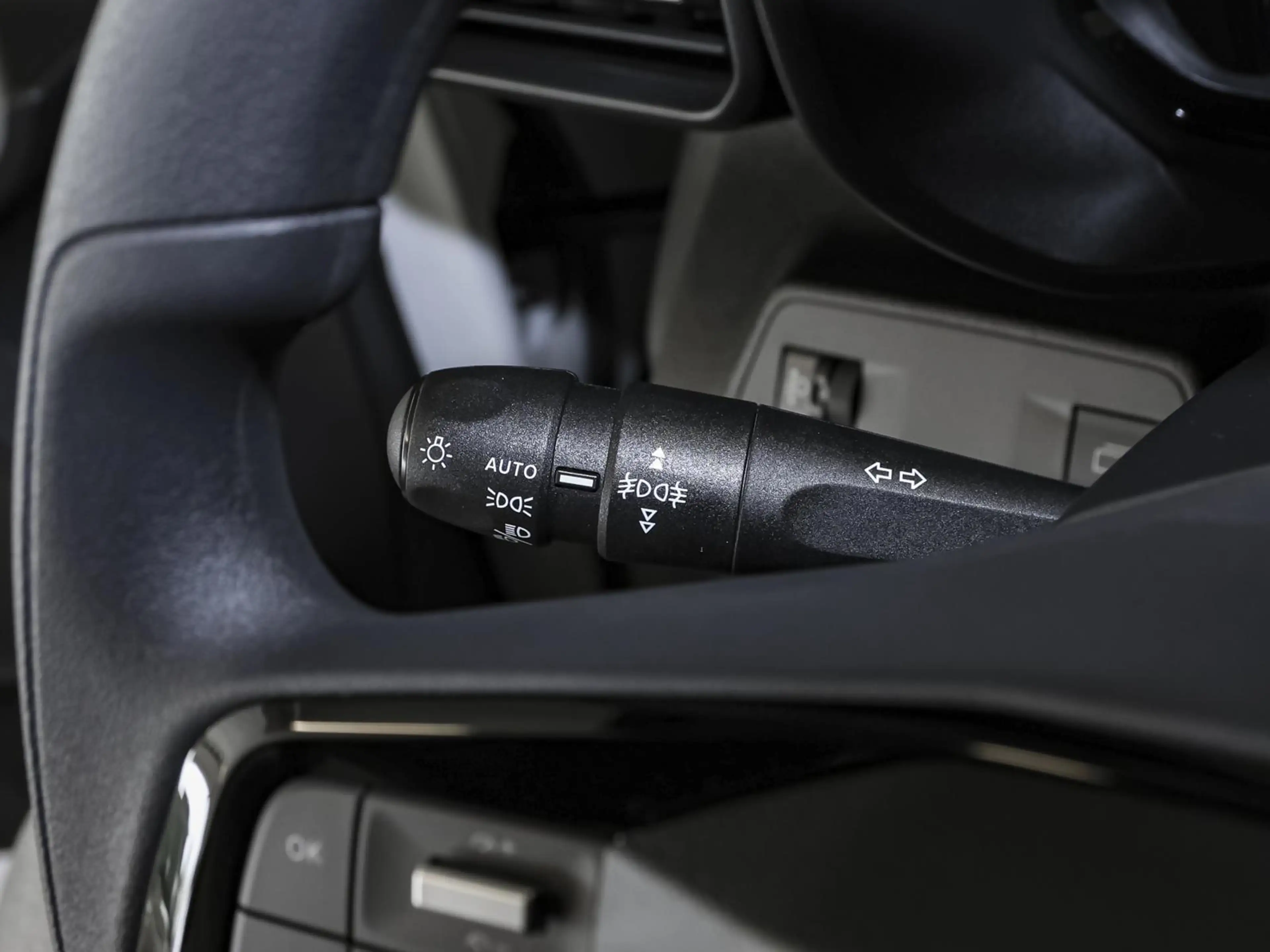 Toyota Proace City Meister - L1 1,5-D PDC KLIMA BT ZV — photo 14